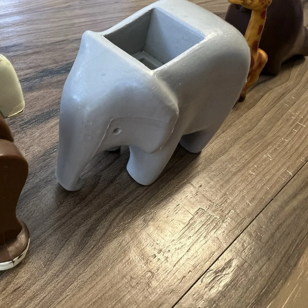 Playmobil Junior Character Figures Giraffe Elephant‎ Opposable Horse Manatee